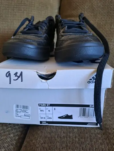 Zapatillas  urbanas de mujer adidas. - miniatura 3