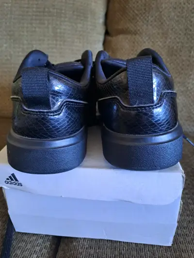 Zapatillas  urbanas de mujer adidas. - miniatura 4