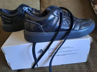 Zapatillas  urbanas de mujer adidas. - miniatura 5