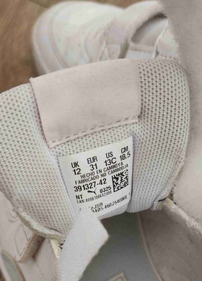 Zapatillas blancas niña talla 31  con velcro Puma - miniatura 2