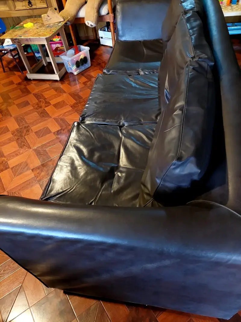 Sofá de cuero negro - 2