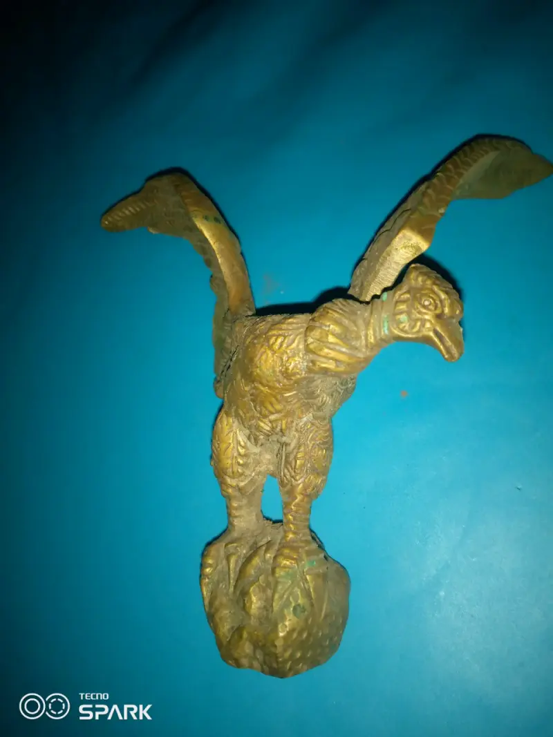 Se vende  cóndor de bronce - 1