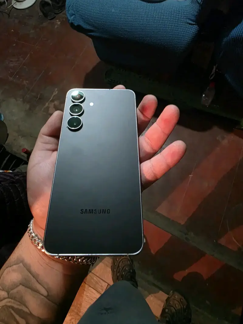 Samsung Galaxy negro impecable - 1