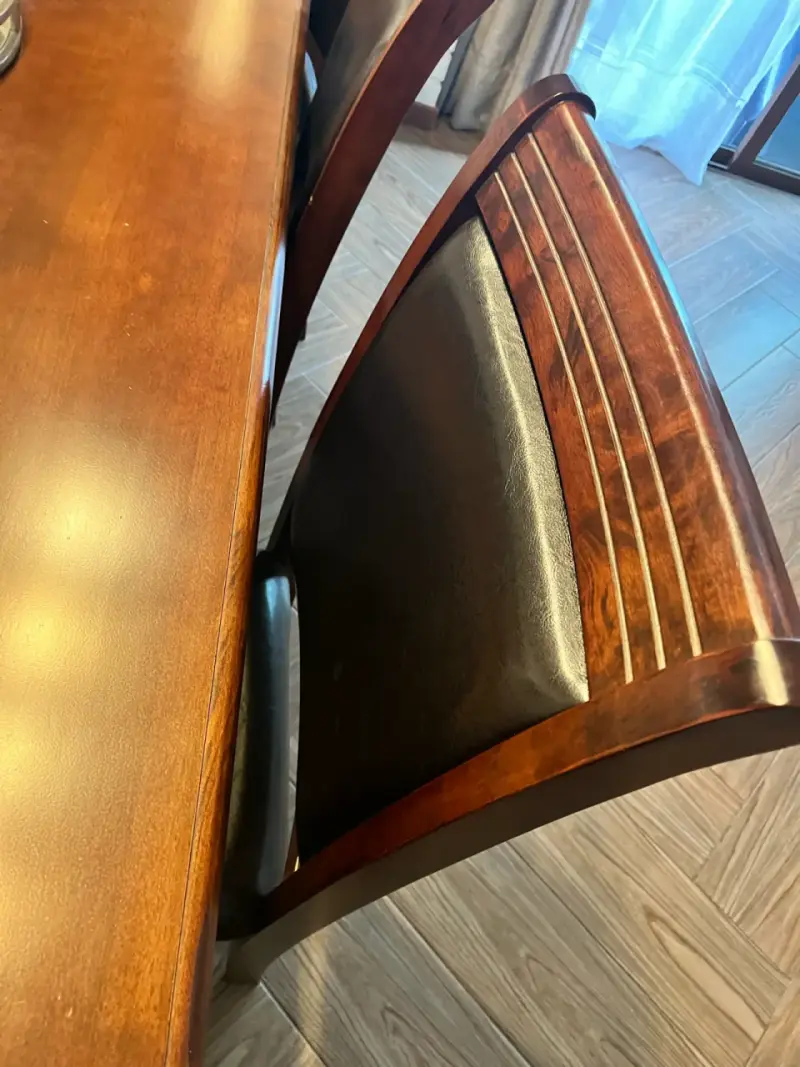 Mesa de comedor madera oscura - 3