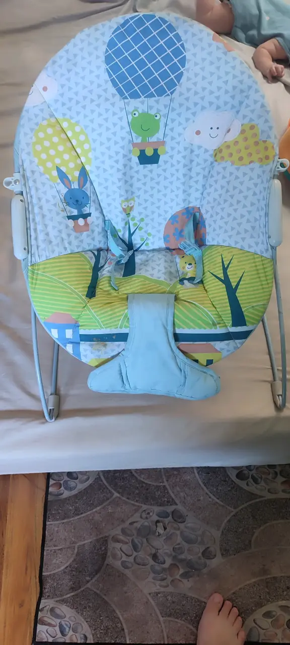 Silla mecedora para bebé - 2