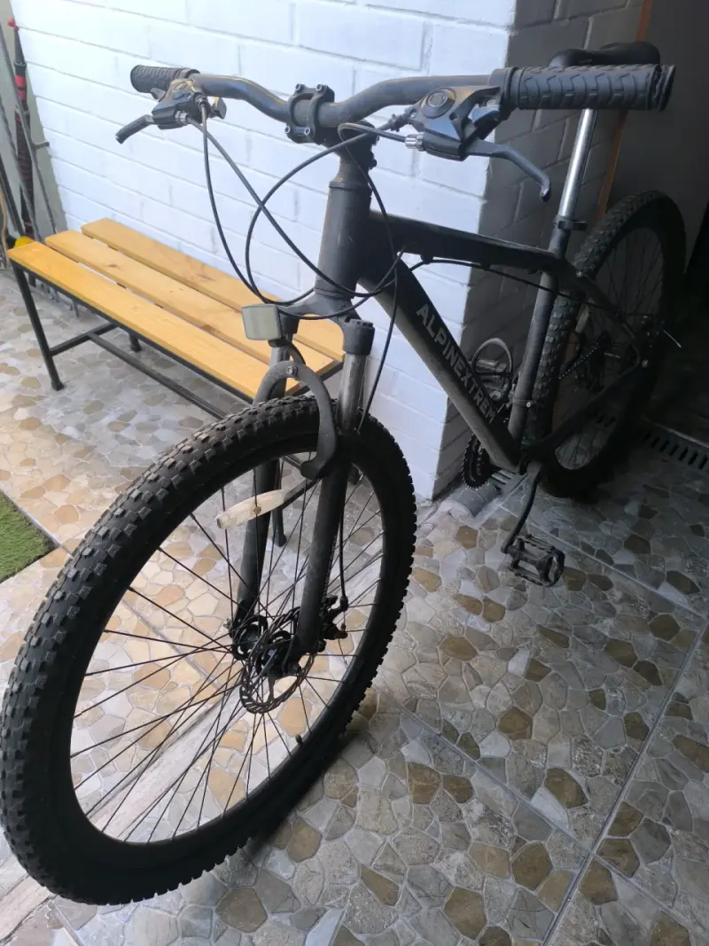 Bicicleta montaña negra - 5