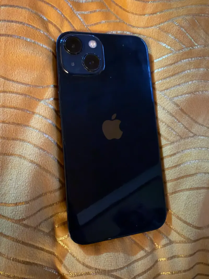 IPhone 13 - 1