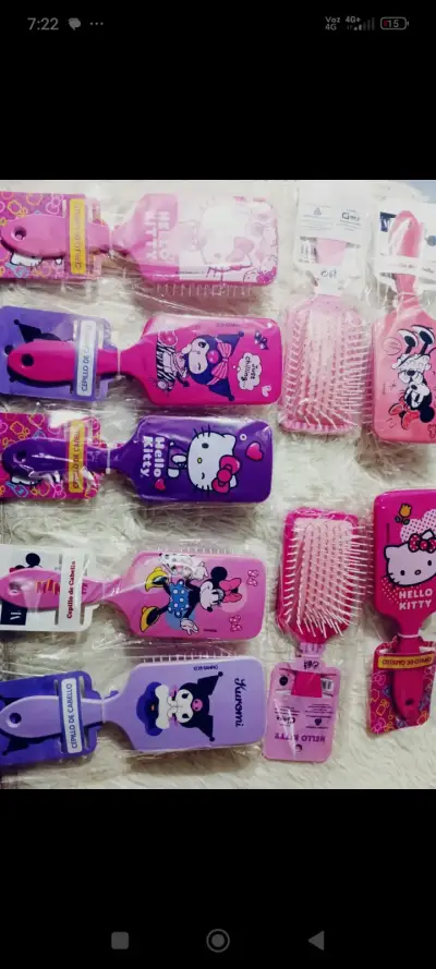 Cepillo de cabello Hello Kitty rosa y bolsas Disne - miniatura 1