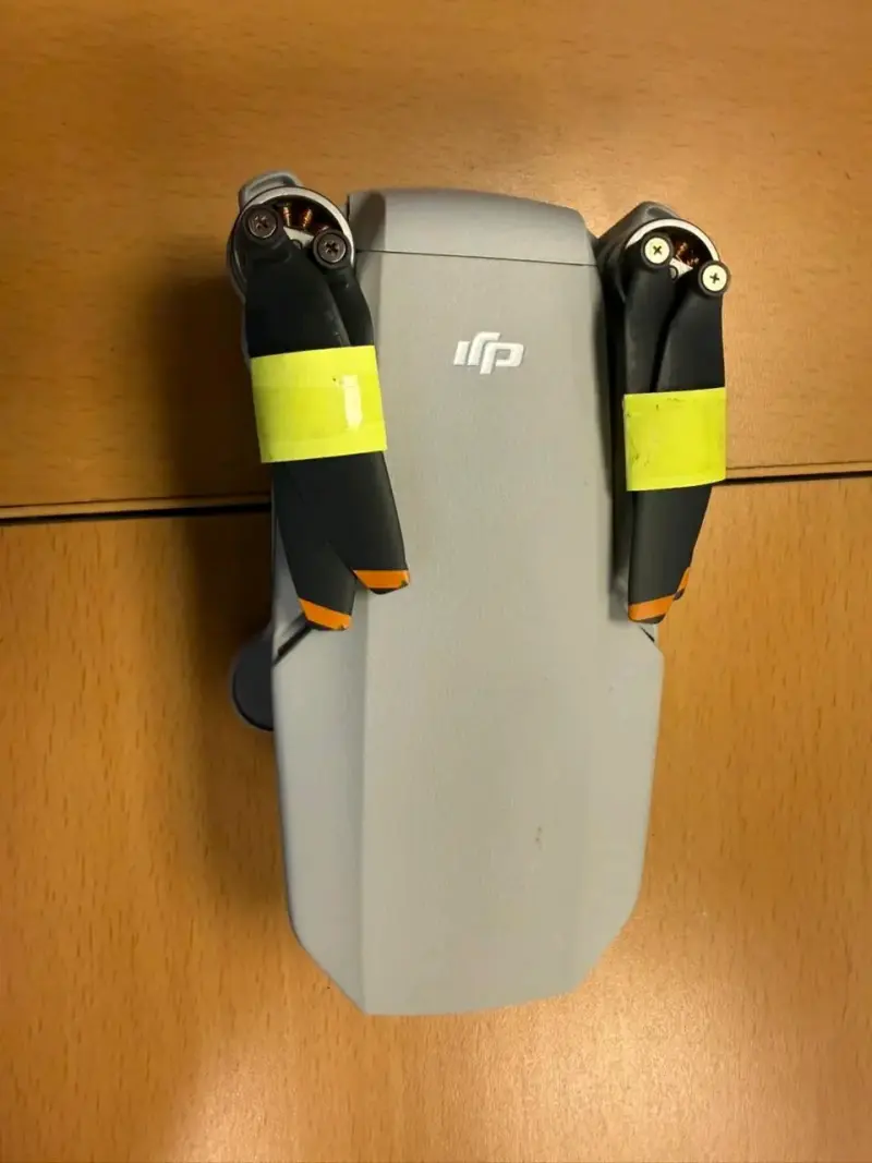Dron DJI con control y estuche - 4