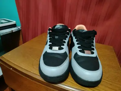 Zapatillas talla 42 marca pimps - miniatura 3