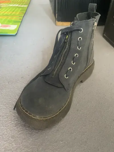 Bota azul marino con cierre y cordones - miniatura 1