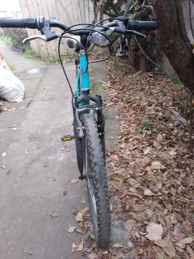 Bicicleta Huffy Aro 24 usada - miniatura 3
