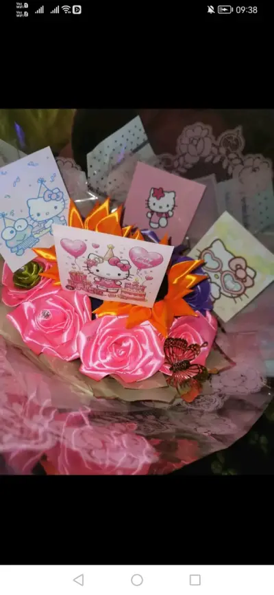 Ramo decorativo de rosas sintéticas - miniatura 1