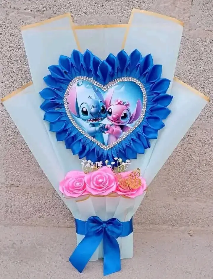 Ramo decorativo con diseño tierno - 2