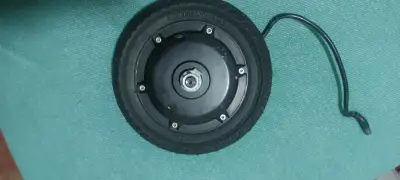 Rueda para scooter eléctrico - miniatura 4
