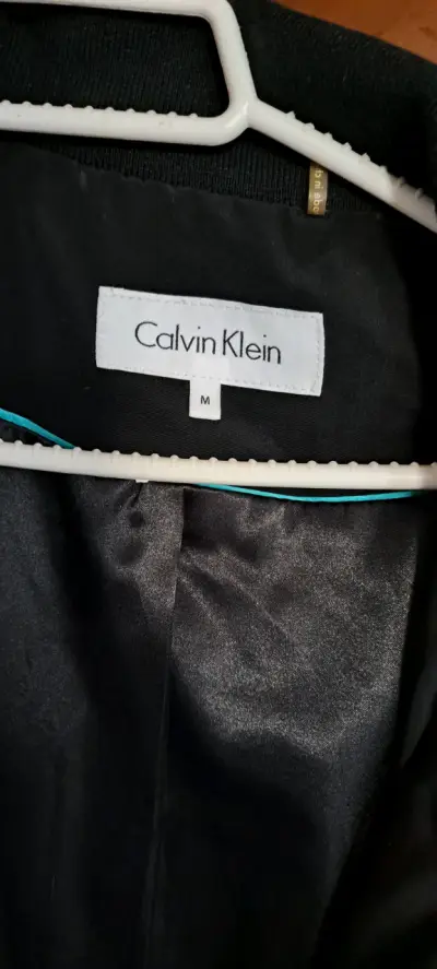 Abrigo negro Calvin Klein - miniatura 2