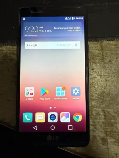 Smartphone LG en buen estado - miniatura 1