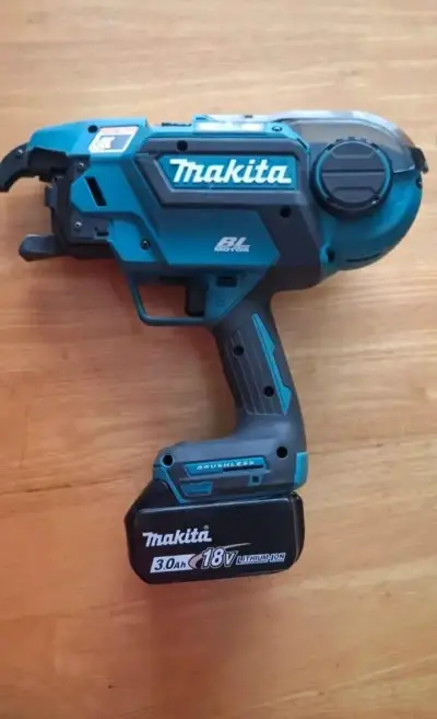 Efierrador Makita - miniatura 1