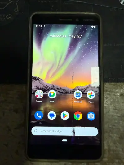 Teléfono Nokia en buen estado - miniatura 1