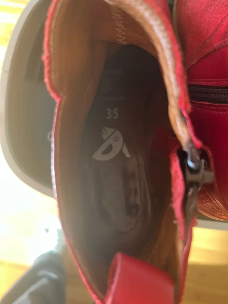 Botines rojos de gamuza - 6