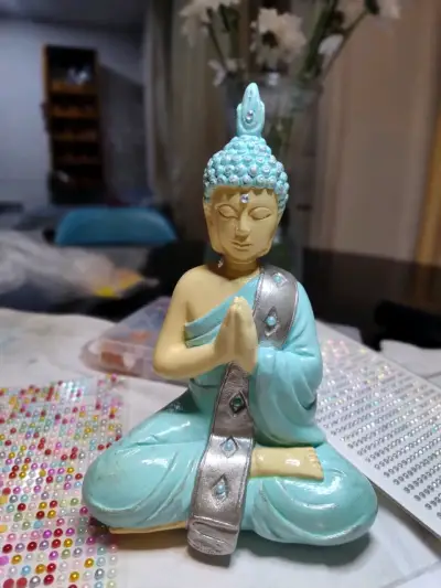 Figura decorativa de Buda azul - miniatura 2