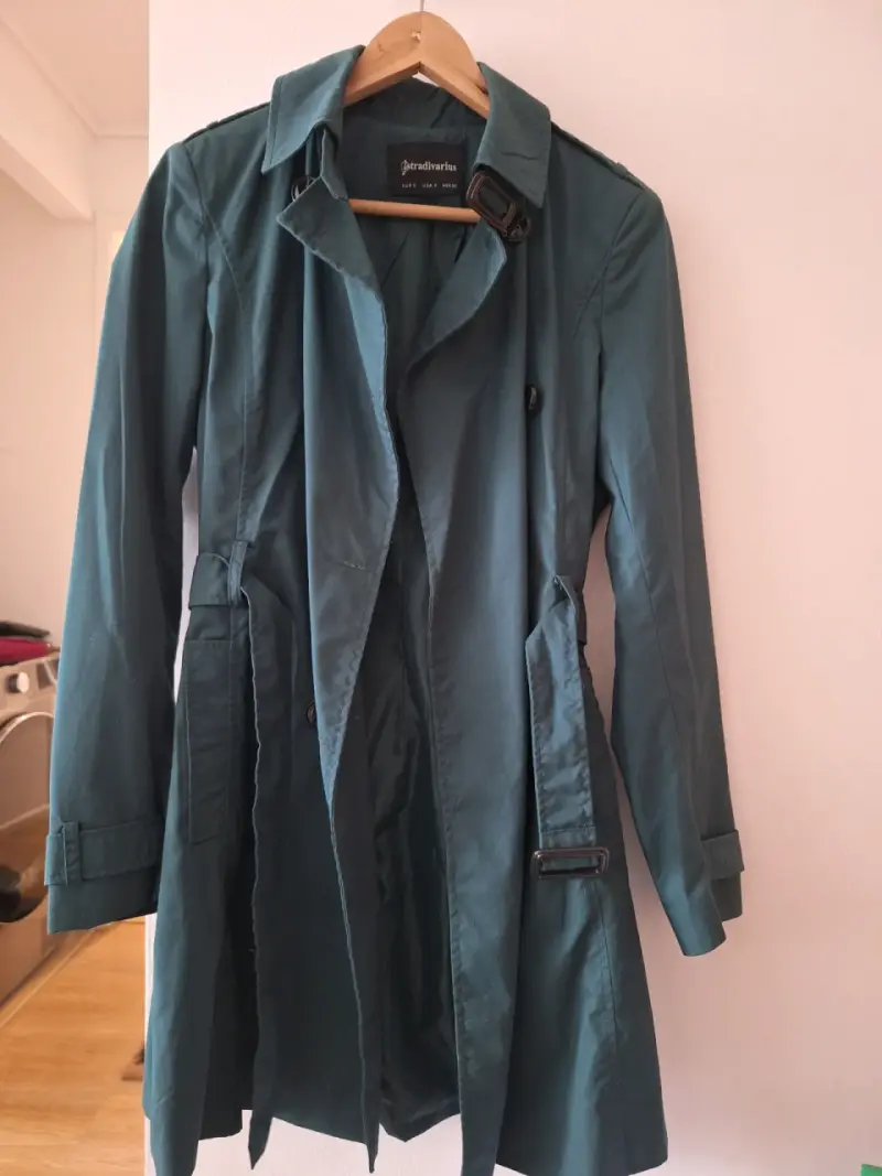 Abrigo impermeable verde Stradivarius - 4