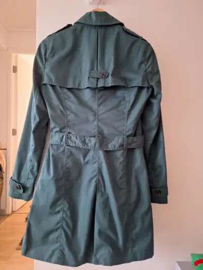 Abrigo trench verde Stradivarius - miniatura 4
