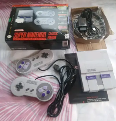 Consola Super Nintendo con controles - miniatura 3