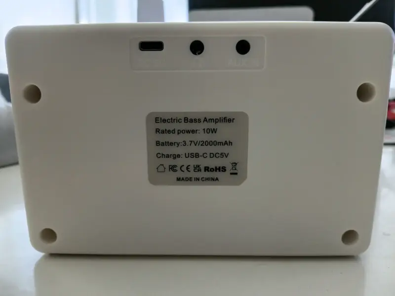Amplificador Kokko KB-10 blanco para Bajo Potente - 3