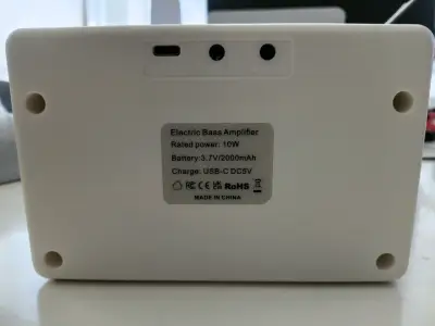 Amplificador Kokko KB-10 blanco para Bajo Potente - miniatura 3