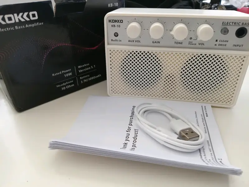 Amplificador Kokko KB-10 blanco para Bajo Potente - 6