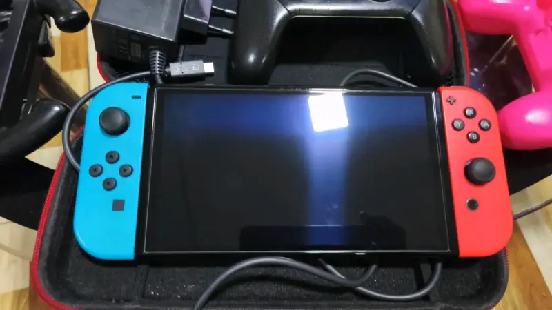 Nintendo Switch OLED con juegos - 2