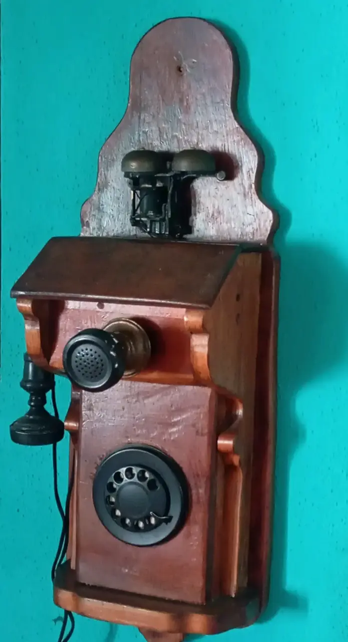 Teléfono vintage de pared - 2