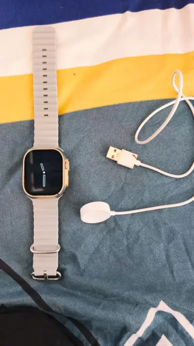Smartwatch S9 Ultra con correa blanca - miniatura 2
