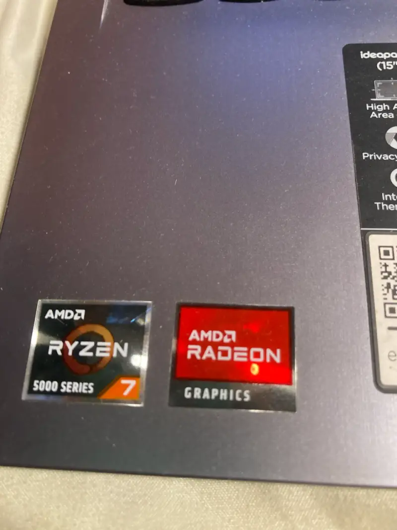 Laptop Lenovo usada gris - 5