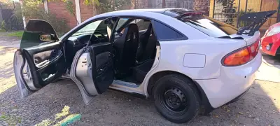 Auto deportivo gris - miniatura 4