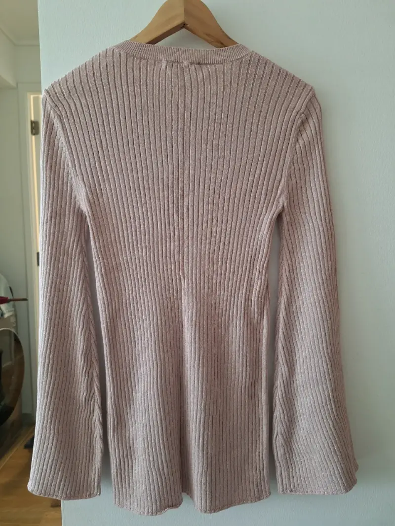 Polera malva brillante de Daily Basics - 3