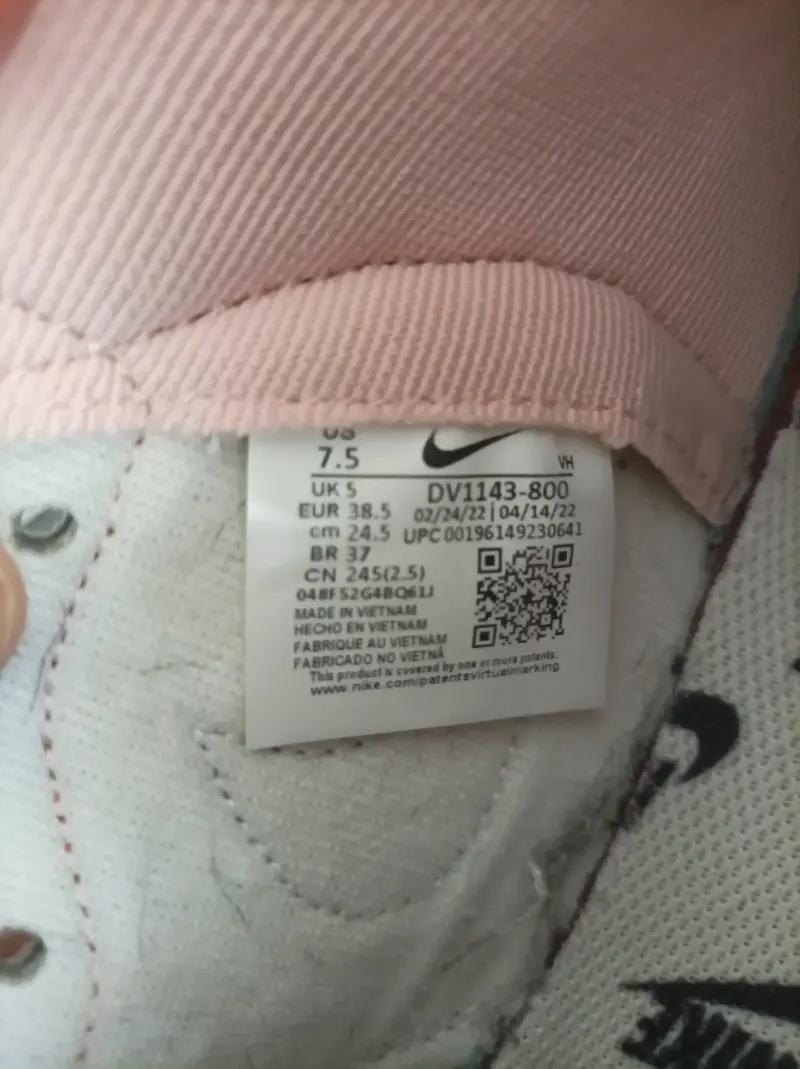 Zapatillas Nike y Jordan en buen estado - 3