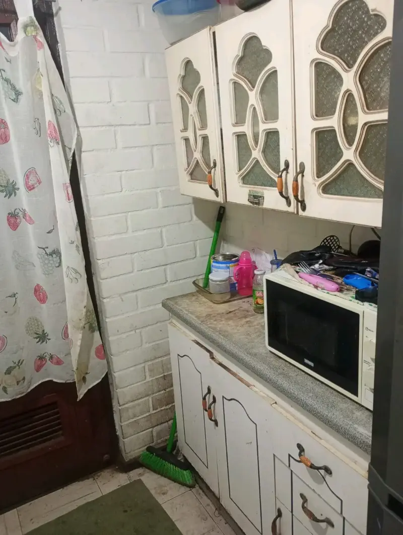 Mueble de TV madera marrón - 2