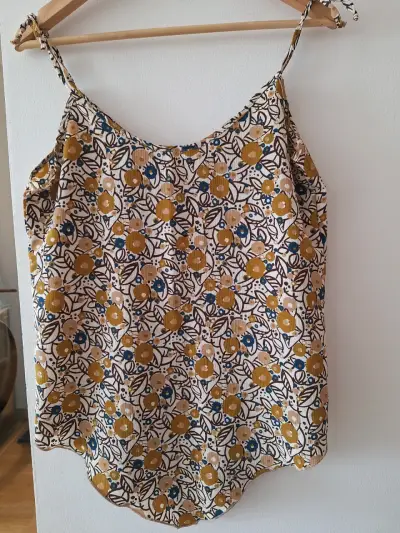 Polera tiras con estampado floral - miniatura 1