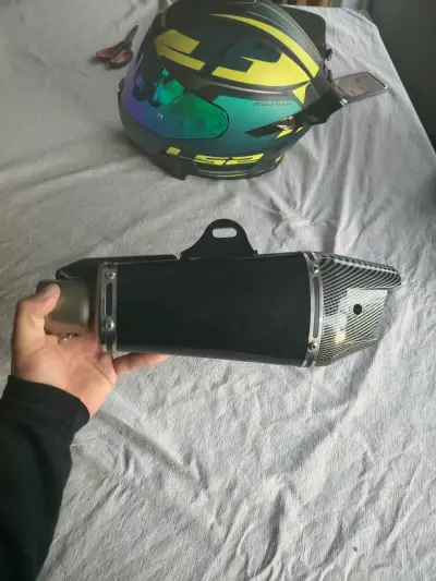 Silenciador de escape para moto - miniatura 2