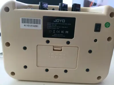 Espectacular Amplificador para bajo Joyo Potente - miniatura 2