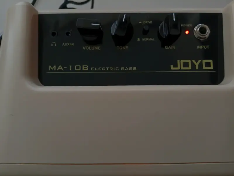 Espectacular Amplificador para bajo Joyo Potente - 5