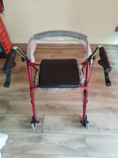 Andador adulto plegable con asiento - miniatura 1