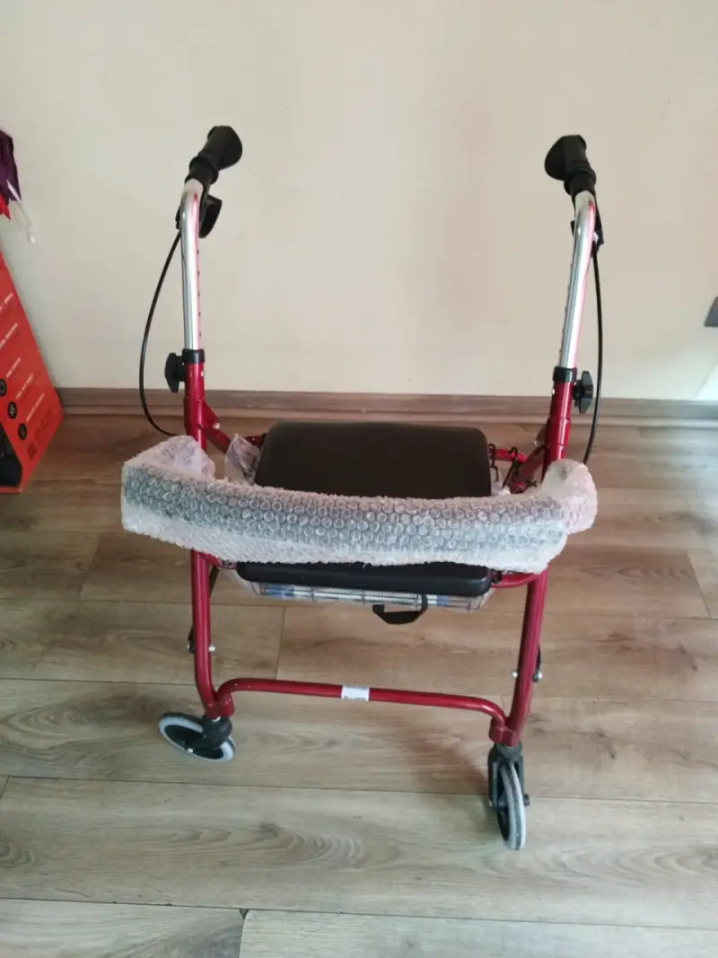 Andador adulto plegable con asiento - 2