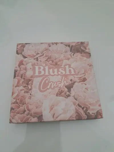 Paleta de sombras Colourpop - miniatura 2