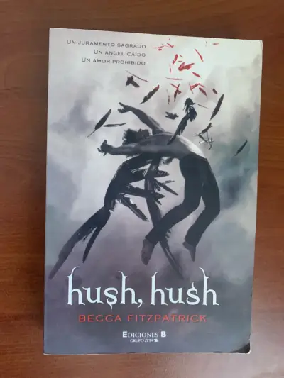 Libro Hush, Hush de Becca Fitzpatrick - miniatura 1