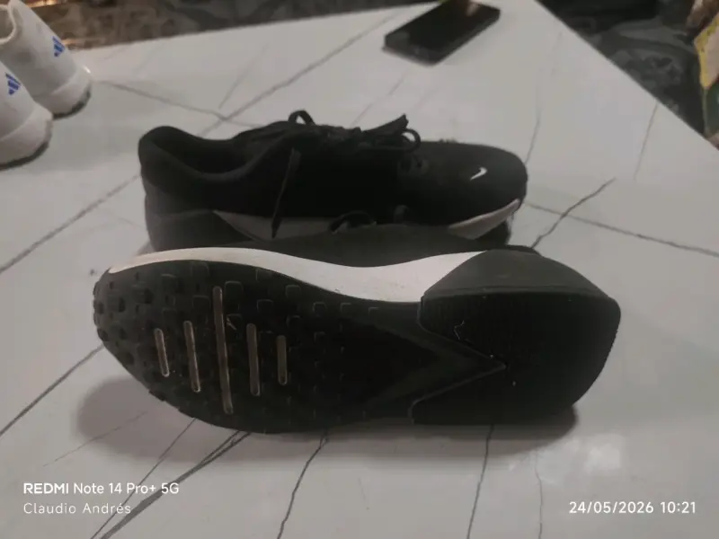 Zapatillas negras Nike nuevas originales - 3