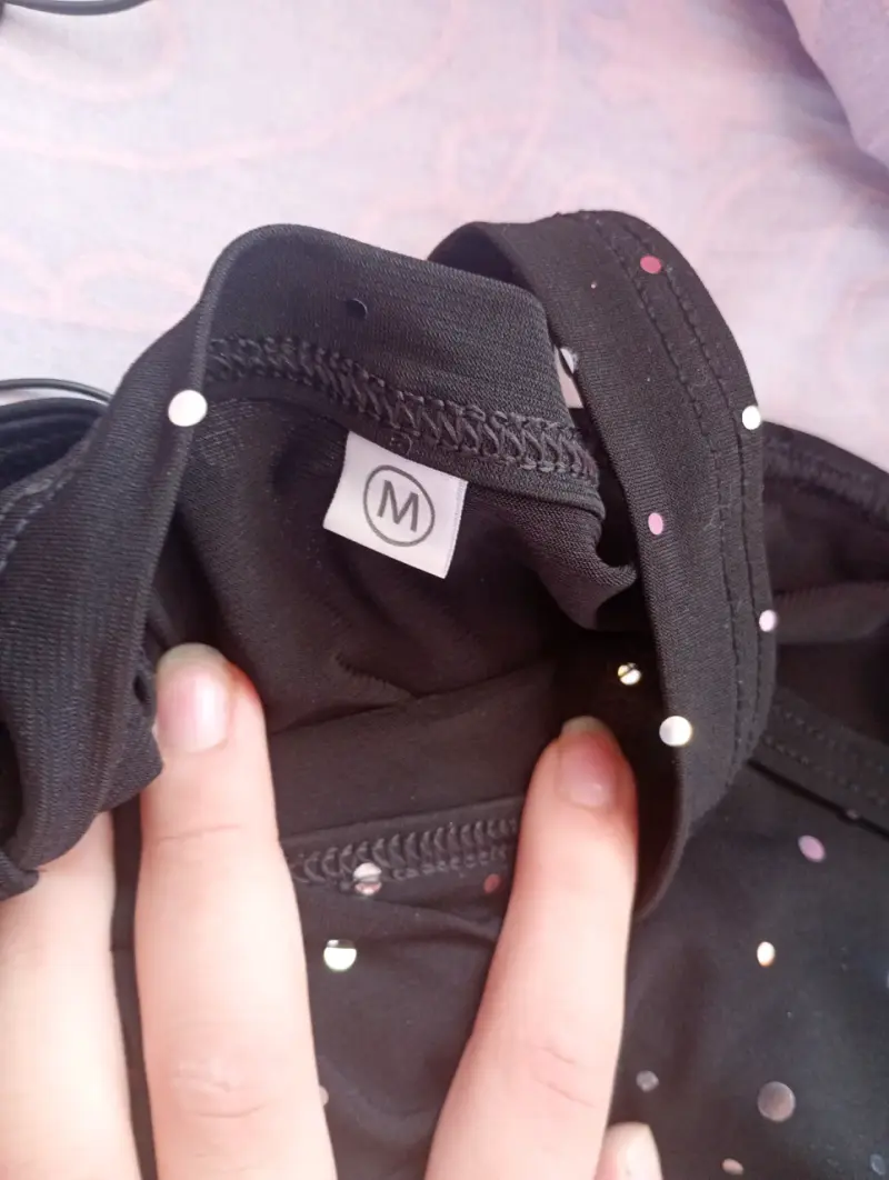 Vestido negro con brillo talla M - 2