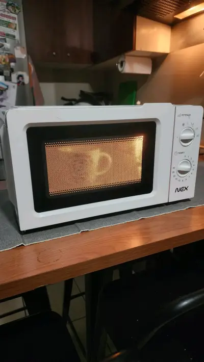 Microondas blanco Nex - miniatura 1